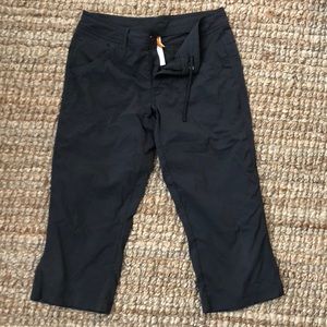 Lucy cropped joggers!